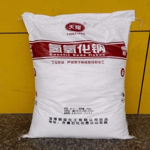 片堿（氫氧化鈉/NaOH）——火堿，苛性